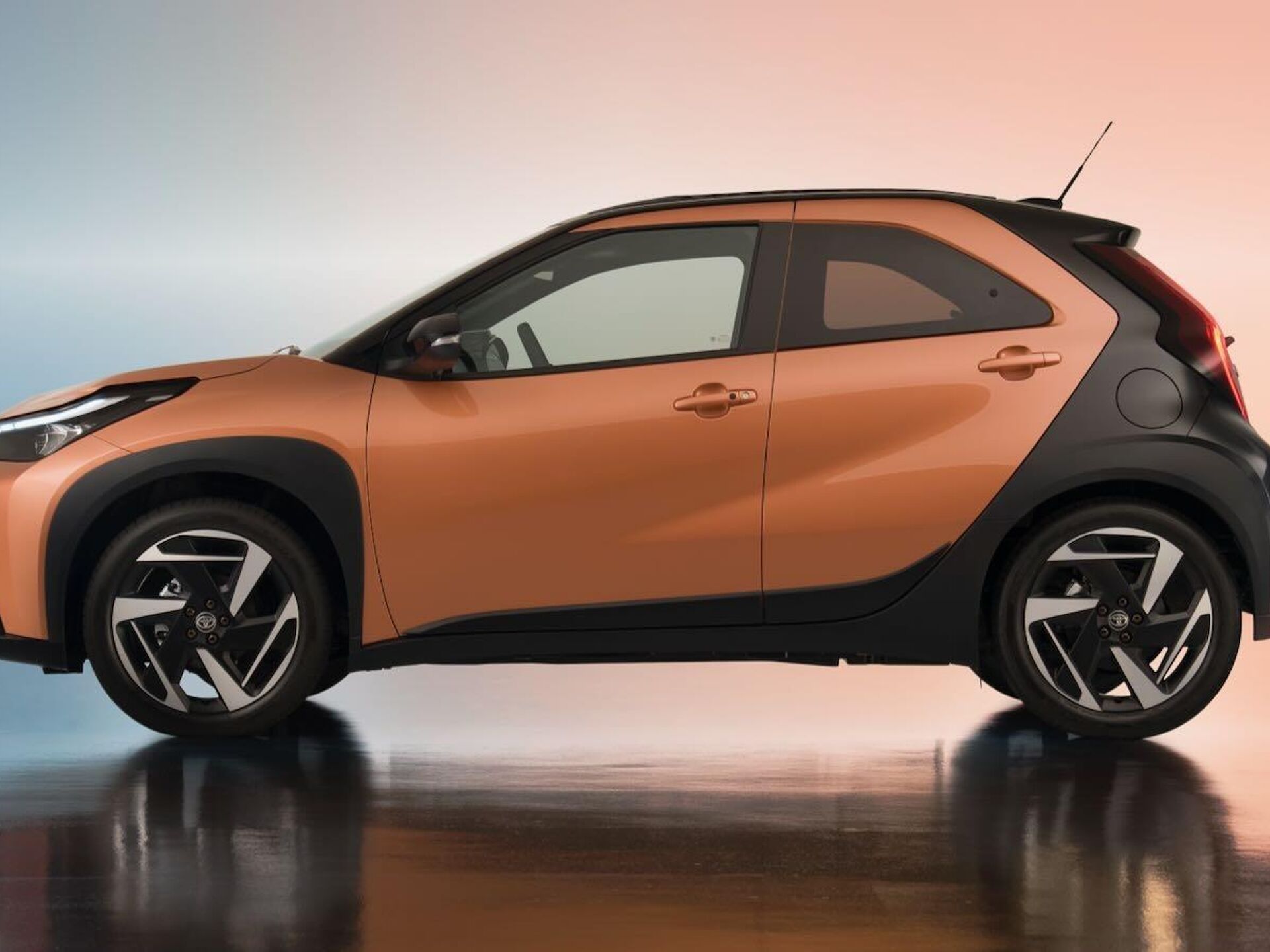 Imagen de TOYOTA Aygo X Cross nuevo