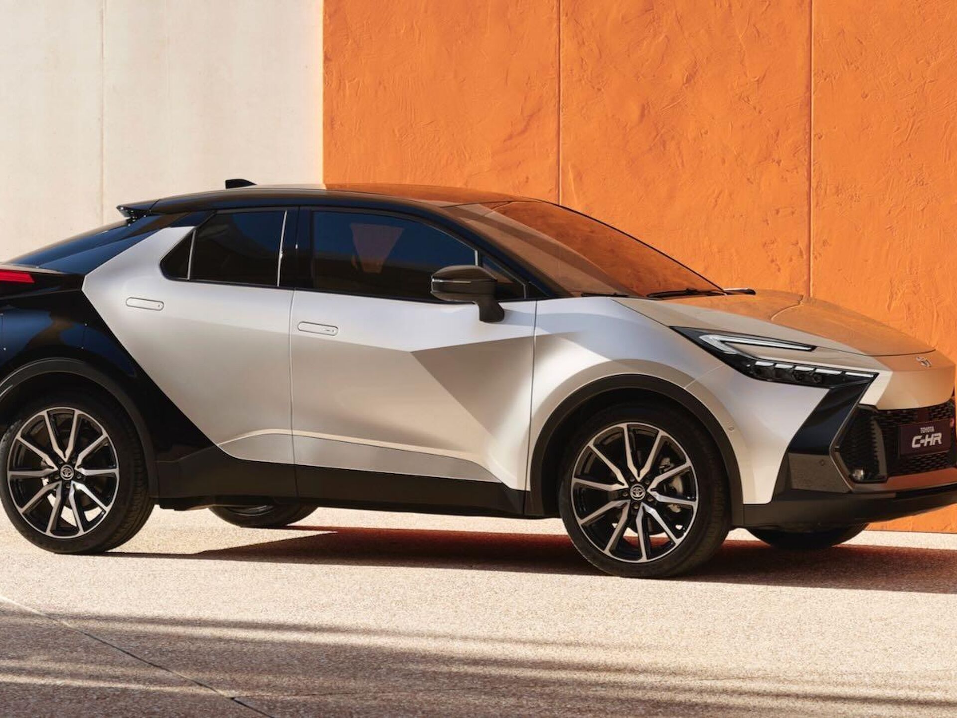 Imagen de TOYOTA C-HR nuevo
