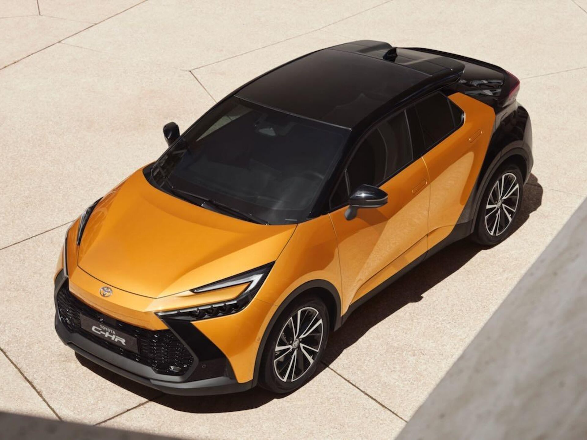Imagen de TOYOTA C-HR nuevo