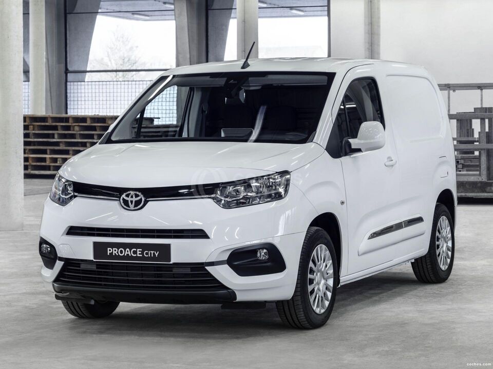 Toyota Proace City Van Media 1.5d Gx Plus 650kg 100