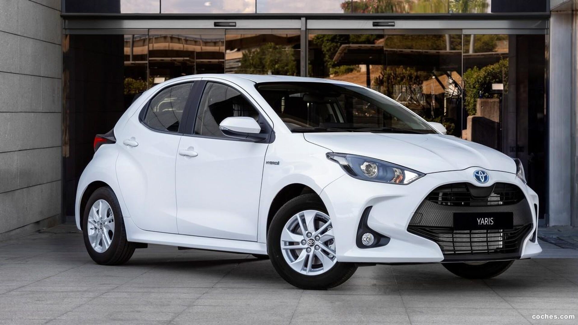 Imagen de TOYOTA Yaris Van nuevo