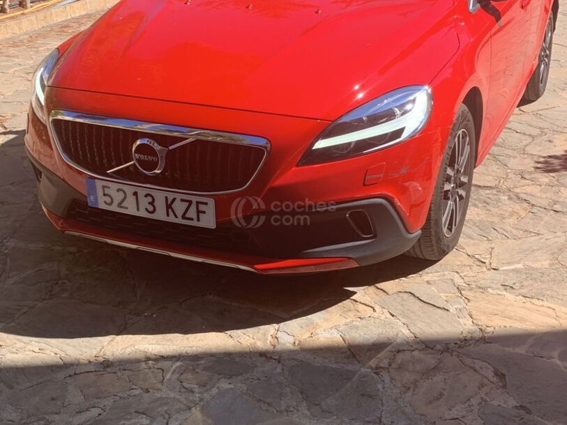 Foto del VOLVO V40 Cross Country D2 Plus 120