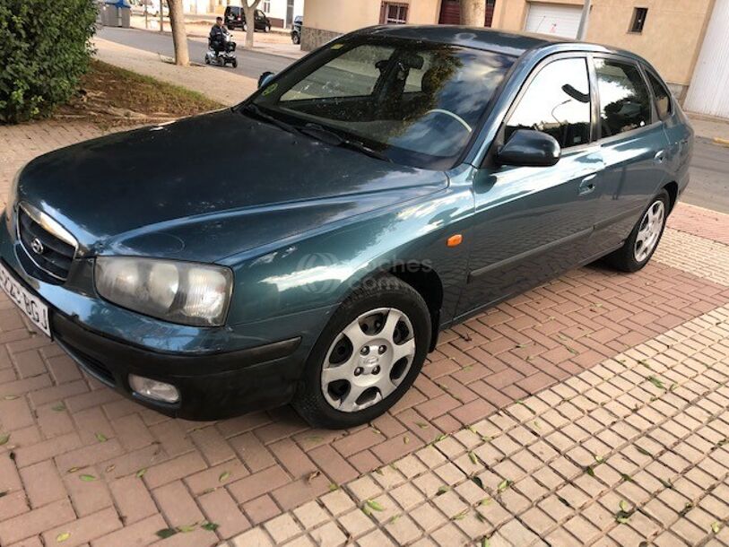 Foto del HYUNDAI Elantra 2.0 GLS