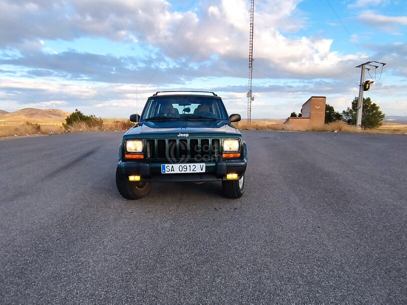 Foto del JEEP Cherokee 2.5TD Sport