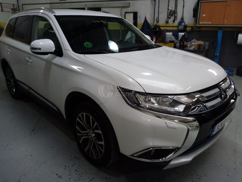 Foto del MITSUBISHI Outlander 220DI-D Motion 4WD