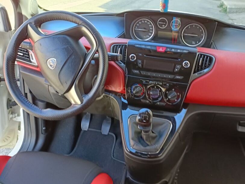 Foto del LANCIA Ypsilon 1.2 evo II Silver