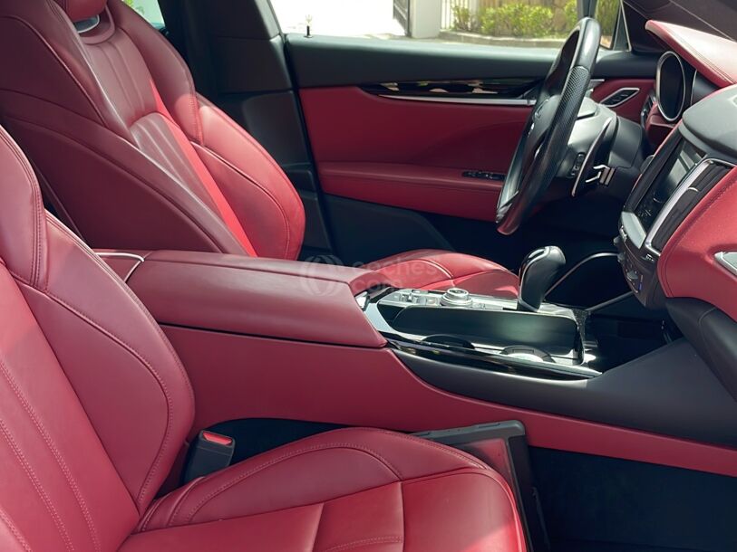 Foto del MASERATI Levante 350 GranSport Aut.