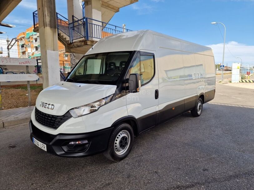 Foto del IVECO Daily Furgón 35S16 V 4100 H2 16.0 156