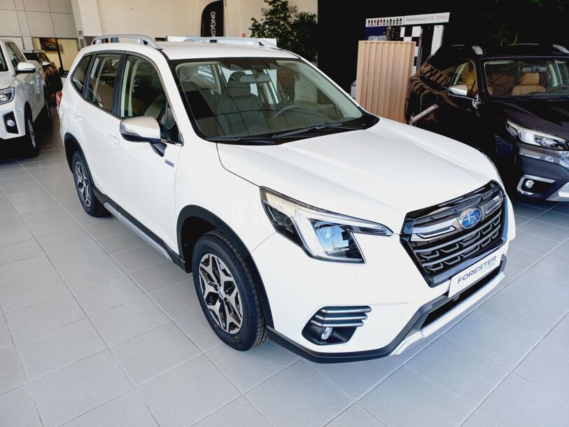 Foto del SUBARU Forester 2.0i Hybrid Sport Plus CVT