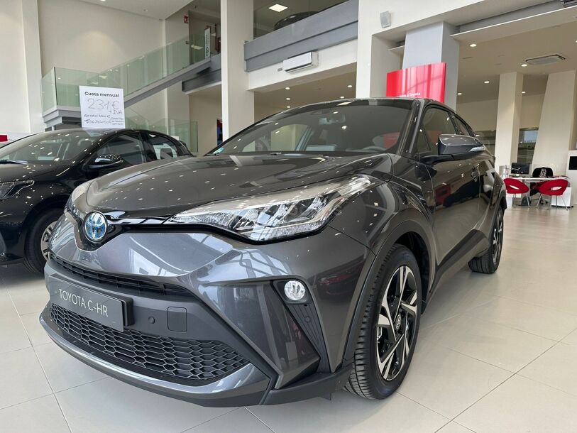 Foto del TOYOTA C-HR 180H Advance