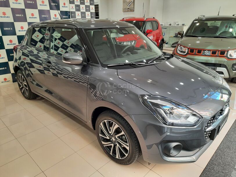 Foto del SUZUKI Swift 1.2 Mild Hybrid GLX CVT